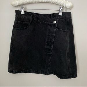 Gilli Denim Skirt Black Asymmetrical front Buttons Pockets Casual Neutral Trendy